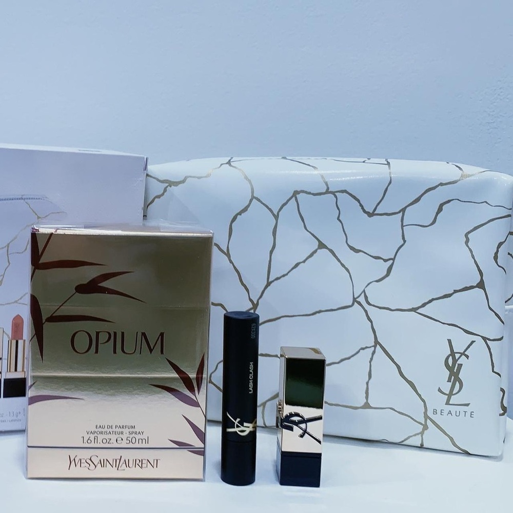 NIB Yves Saint Laurent Opium 4-Piece Gift Set